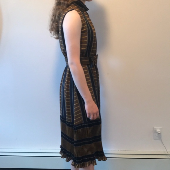 Dress - Picture 4 of 6